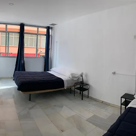 Πανσιόν Sunny Plaza La Nogalera