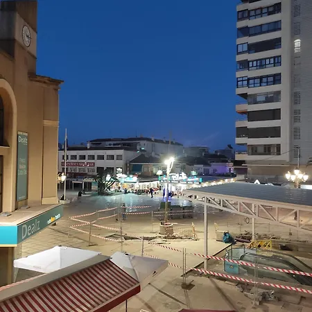 ゲストハウス Sunny Plaza La Nogalera *