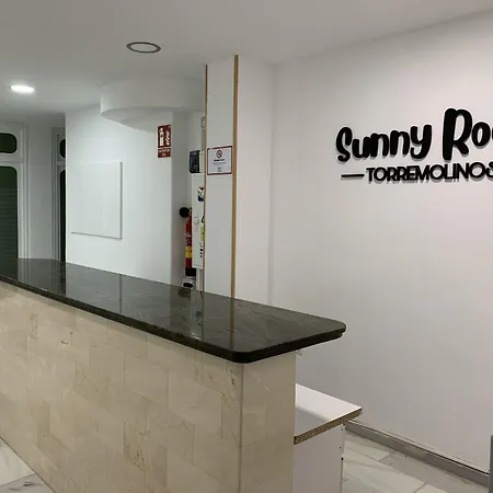 Sunny Plaza La Nogalera * トレモリノス
