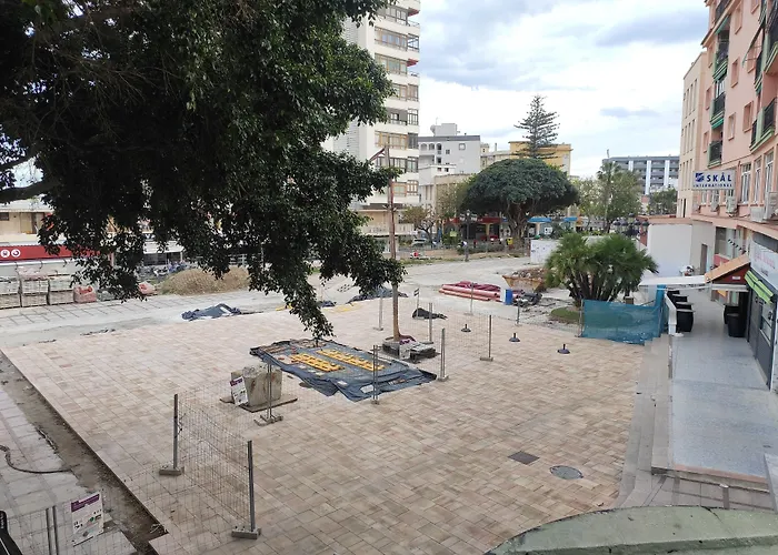 Гостьовий будинок Sunny Plaza La Nogalera Торремолінос