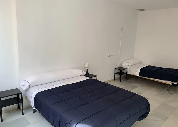 Sunny Plaza La Nogalera Гостьовий будинок