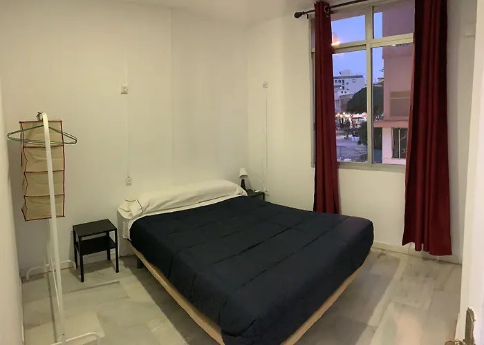 Sunny Plaza La Nogalera Торремолінос